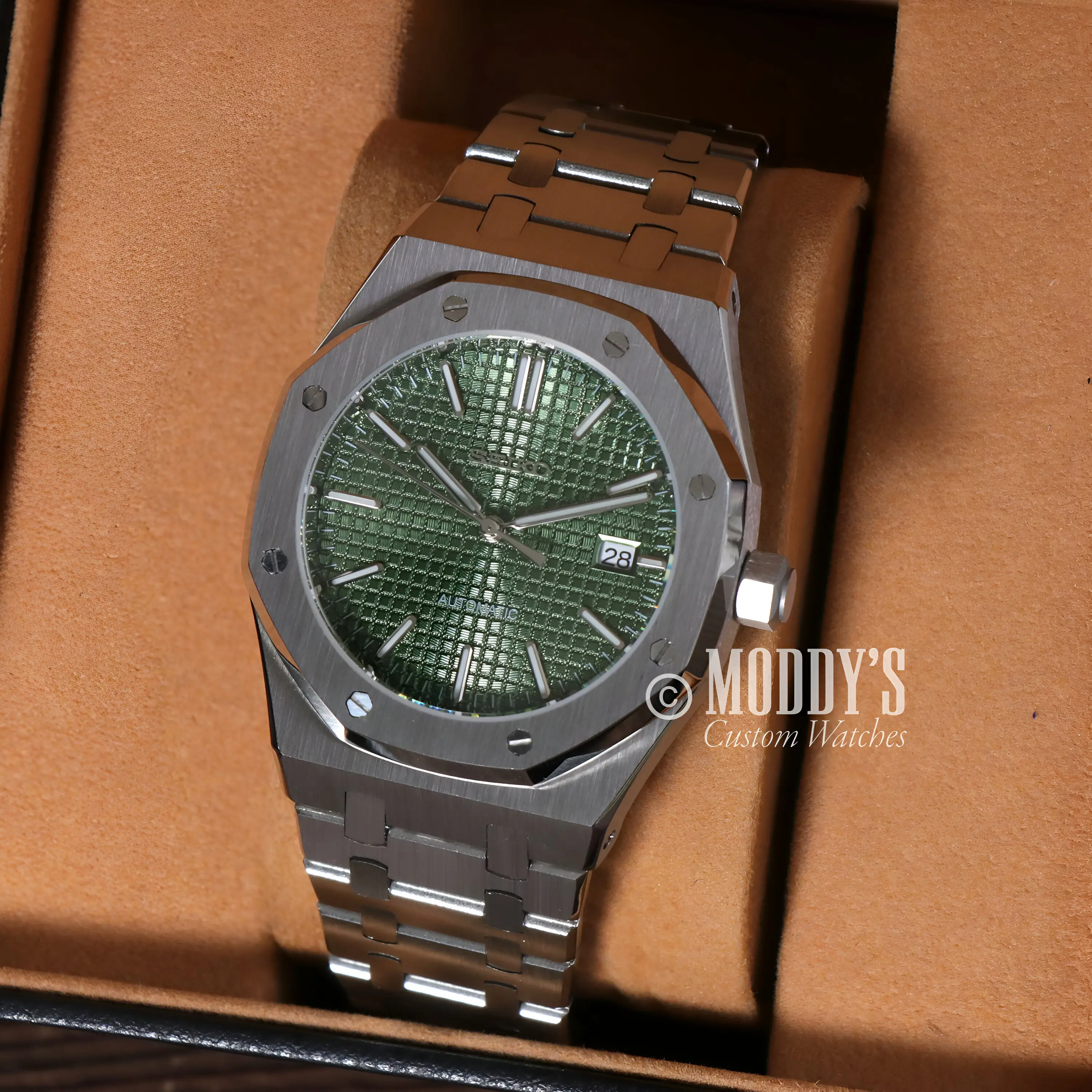 Royal Seikoak | Olive Green - Image 3