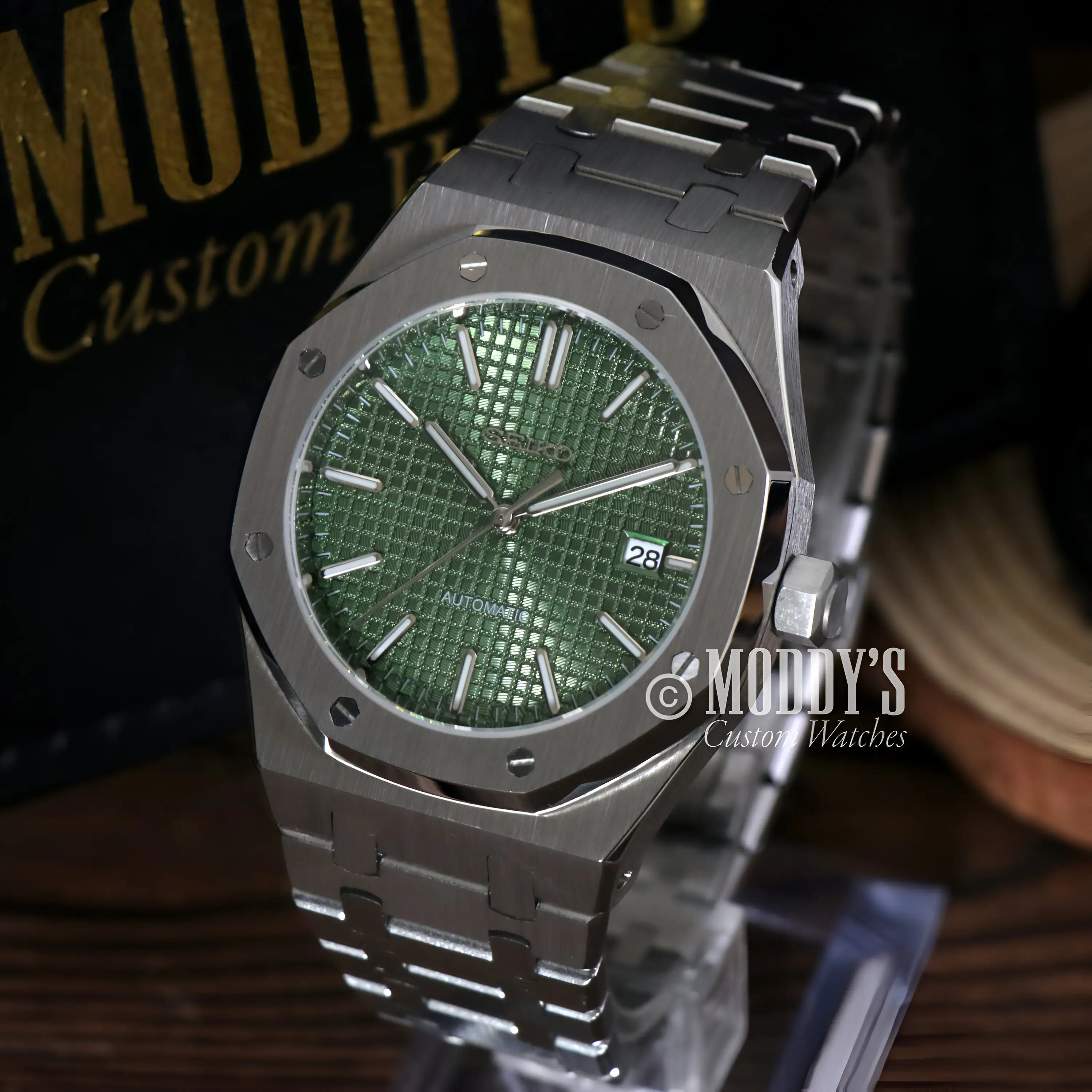 Royal Seikoak | Olive Green - Image 6