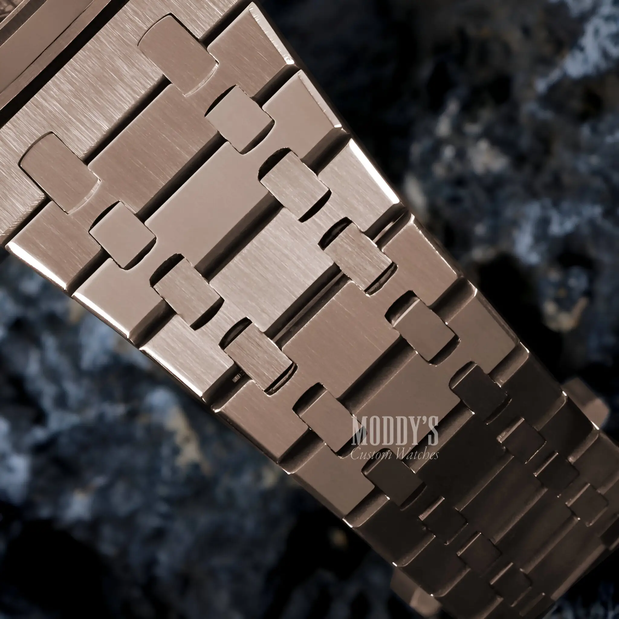 Royal Seikoak | Rose Gold Black - Image 8